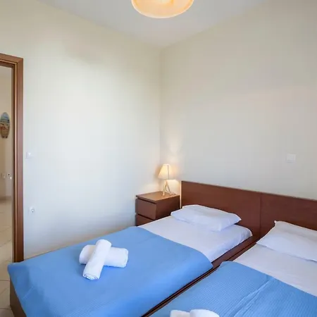 Elegant Summerhouse With Bbq For Your Dream Holidays!!! Apartmán