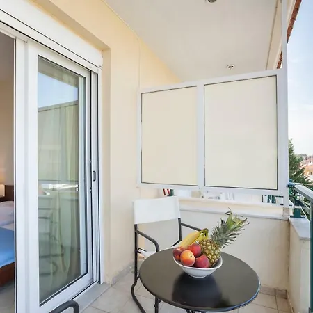 Elegant Summerhouse With Bbq For Your Dream Holidays!!! Apartmán *